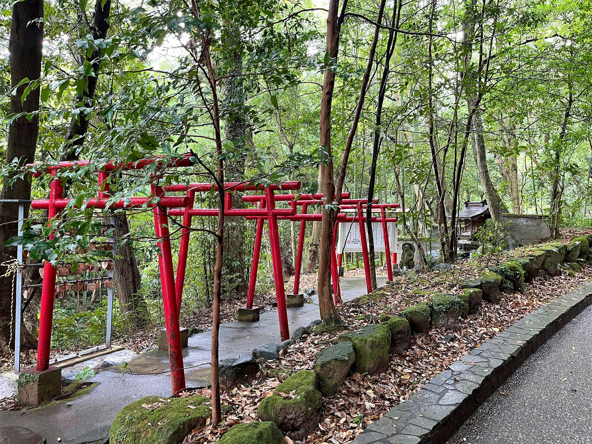 ศาลเจ้า Tanuki Fuku