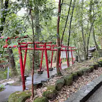 ศาลเจ้า Tanuki Fuku