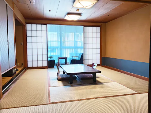 2 Bilik Gaya Jepun (10 tatami + 6 tatami)