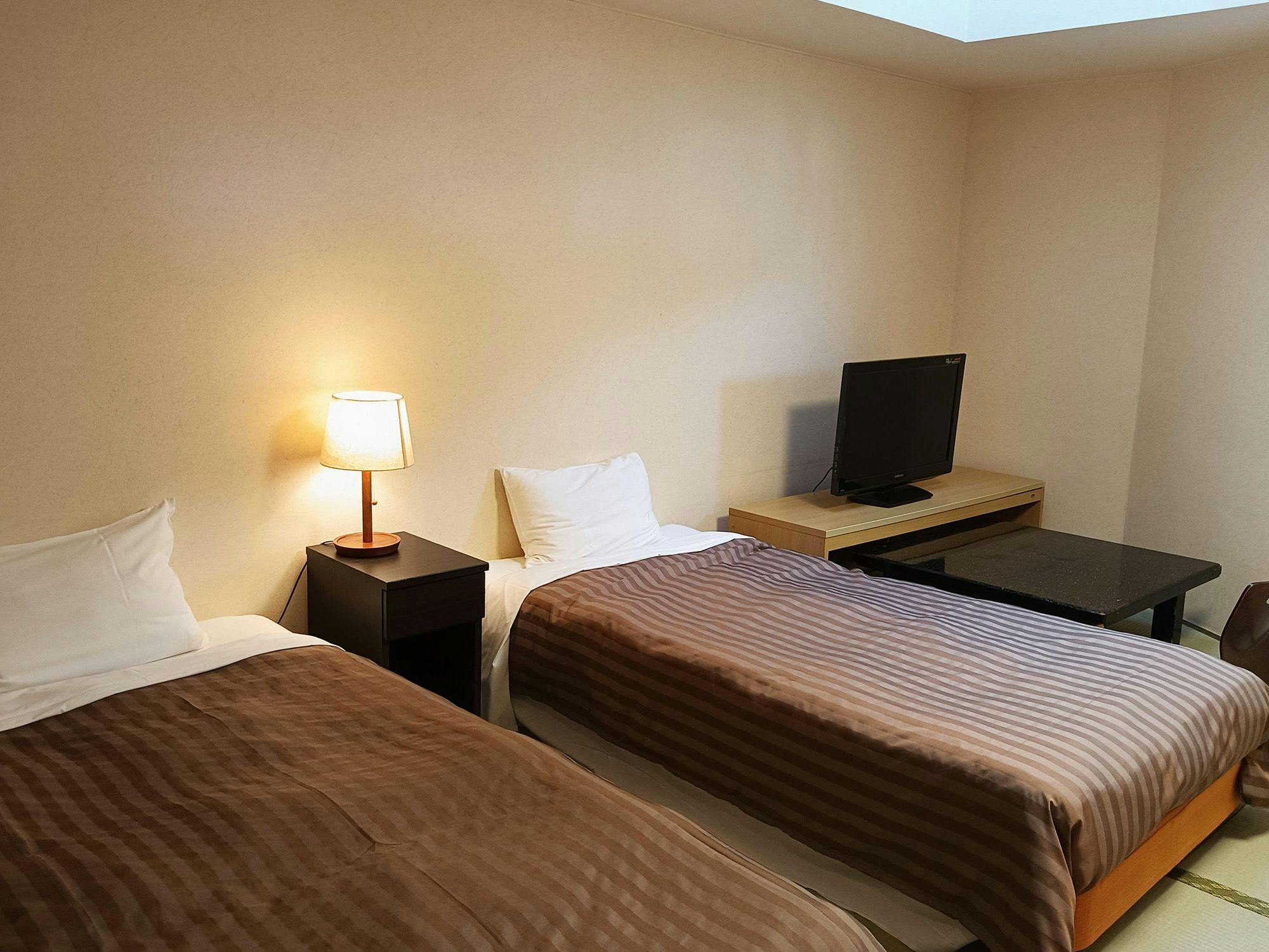 ไม่มีวิว/เตียงคู่