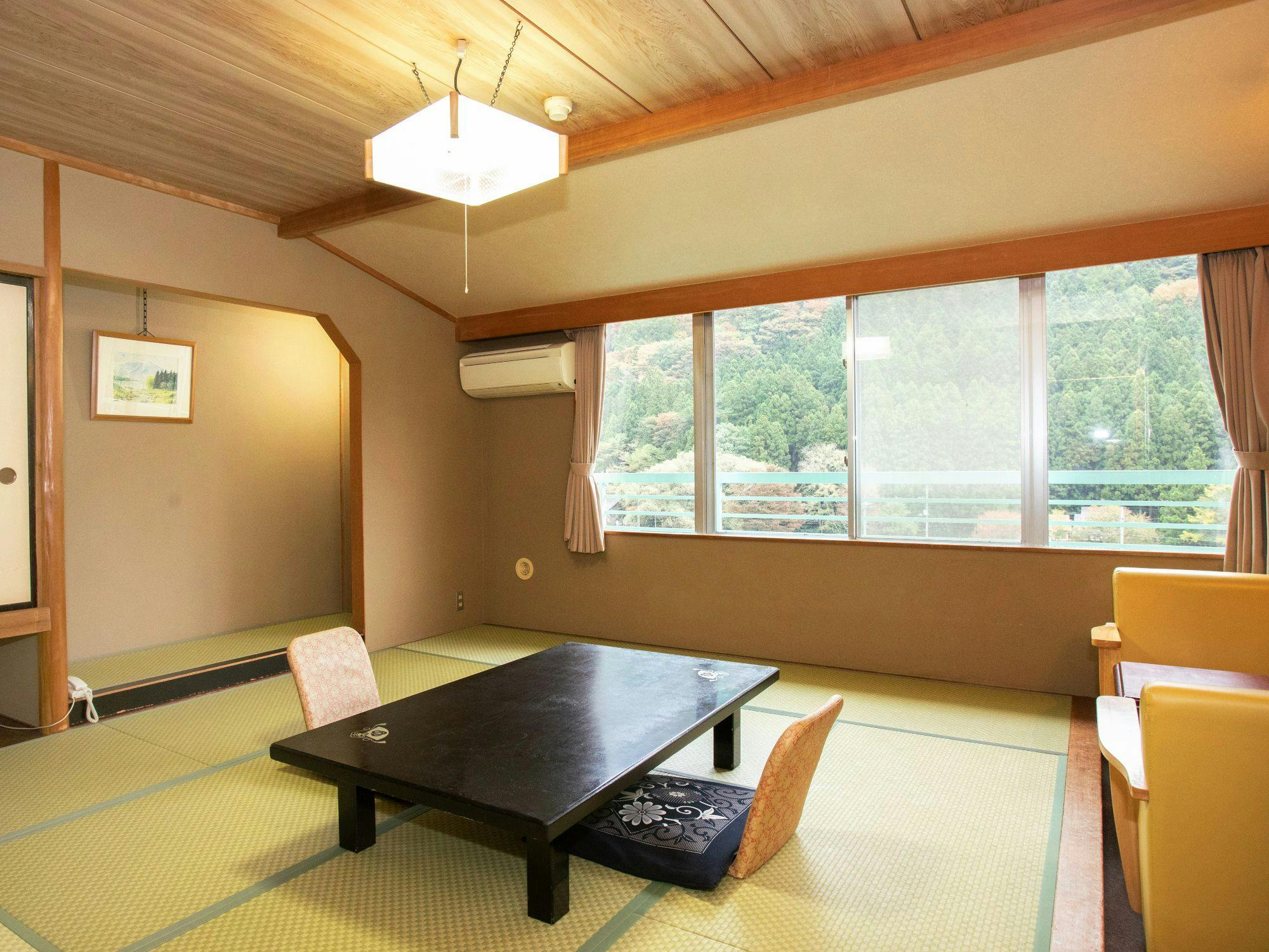 ห้องสไตล์ญี่ปุ่นขนาด 10 เสื่อทาทามิ