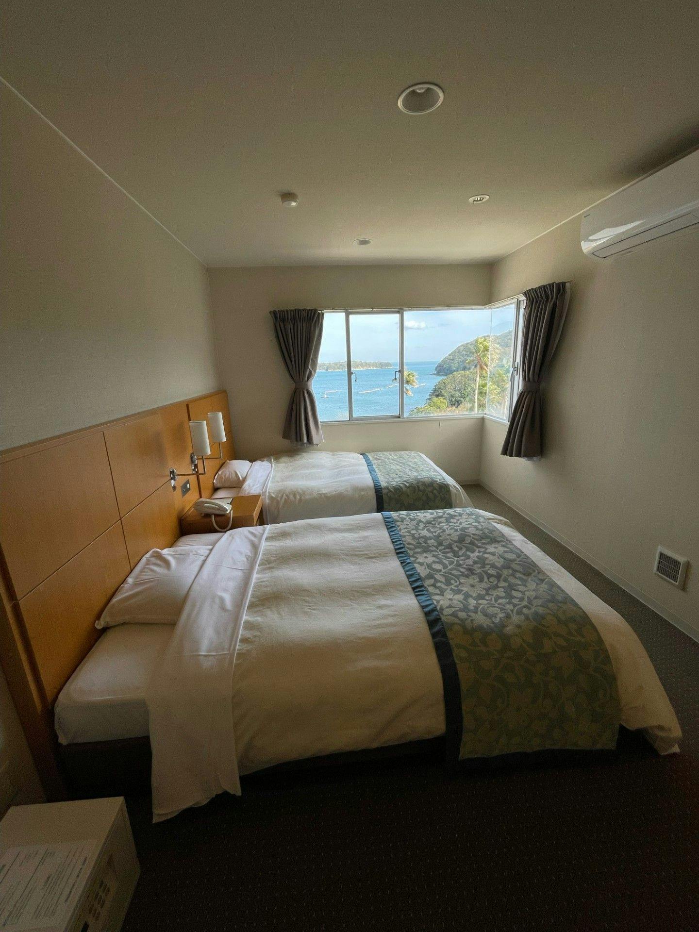Wisterian Life Club Toba