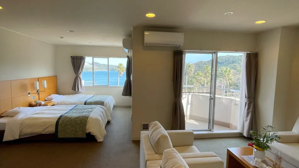Wisterian Life Club Toba