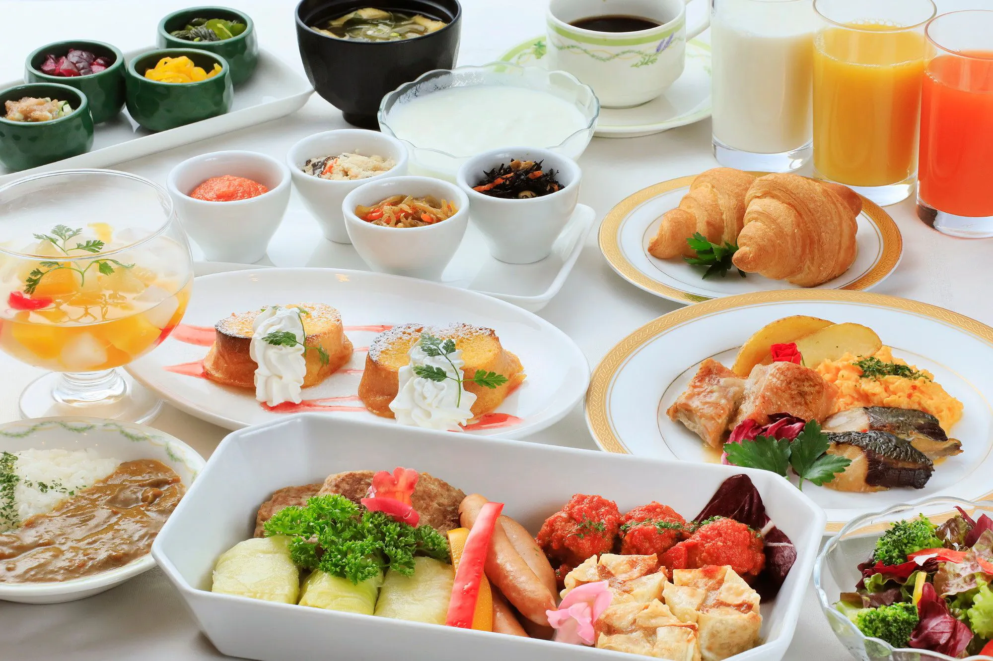 ไฮไลต์ของที่พักเรา! บุฟเฟต์อาหารเช้าเพื่อความสดชื่น