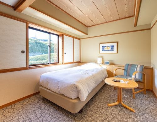 *山側・シングル（一例）バストイレ一体式