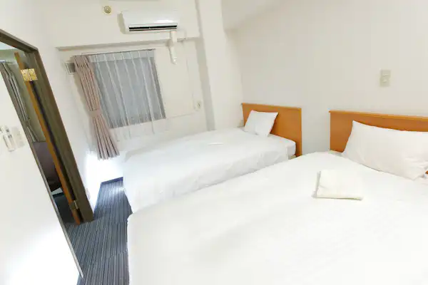 ห้องพักแบบเตียงคู่มาตรฐาน