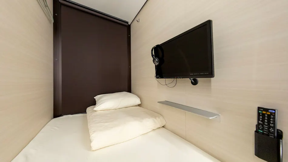 Capsule Hotel CUBE Hiroshima