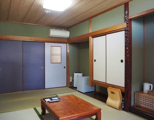 ゆったりと寛げる和室