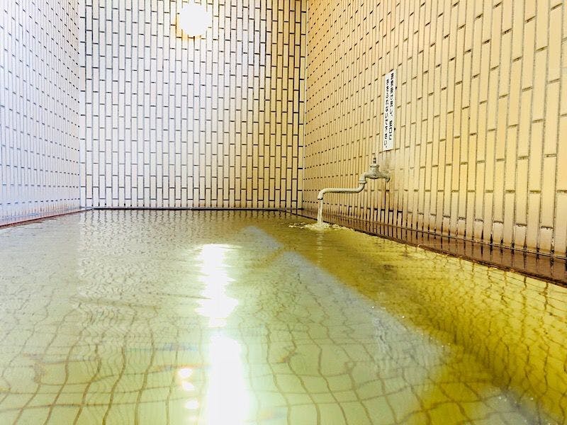 ห้องอาบน้ำชาย