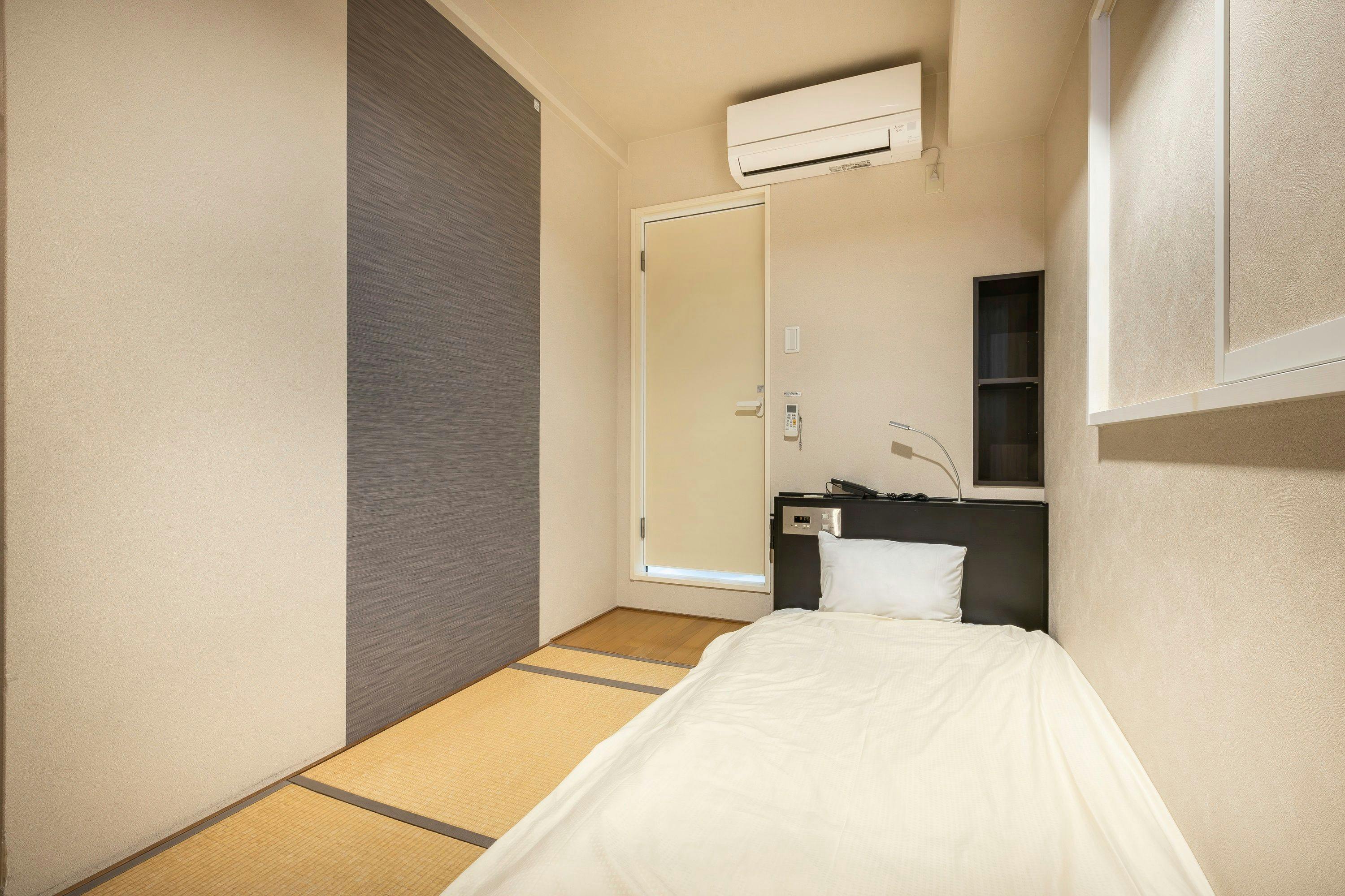Az Inn Higashiomi Notogawa Ekimae