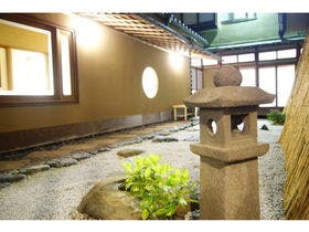 どうごや