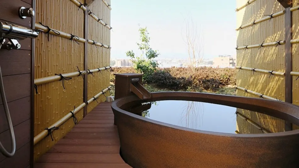 Tokyo Yugawara Onsen Manyo-no-Yu