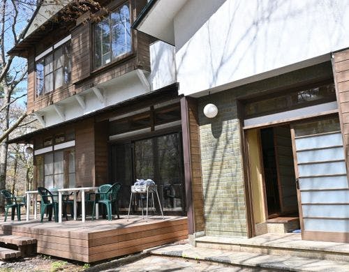 ２階建特別棟・玄関