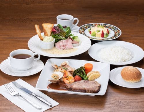 夕食（ディナー）の一例