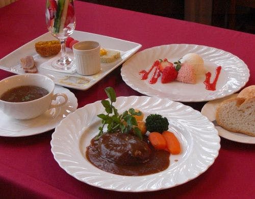 夕食（ディナー）の一例