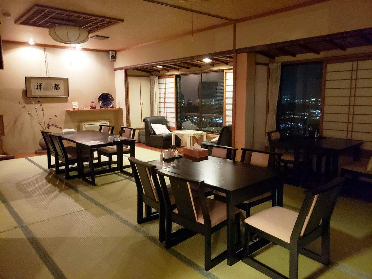 Ikoma Inn Shiroyama Ryokan