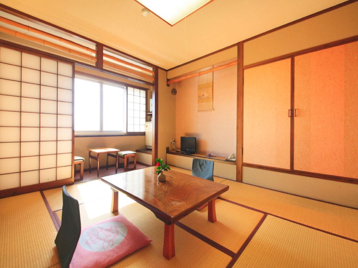 Themana Village 旧 足摺パシフィックホテル花椿 Azzurrissimo 旬の高知の食材をイタリアンで堪能する イタリアンフルコース夕食 プラン 海側 和室 シャワールーム トイレ付 Yahoo トラベル