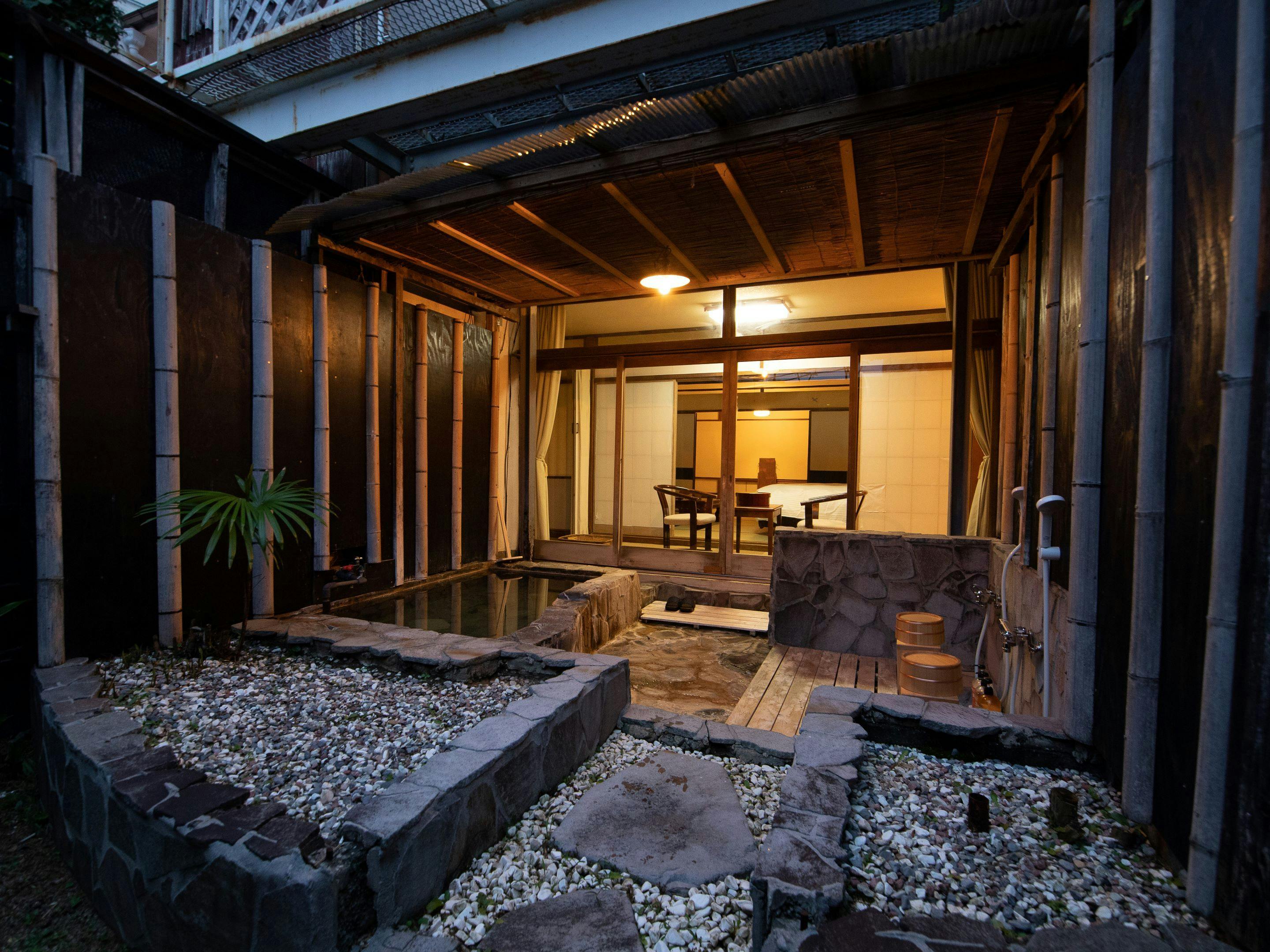 HOTEL SHIRAHAMAKAN (Shirahamakan)
