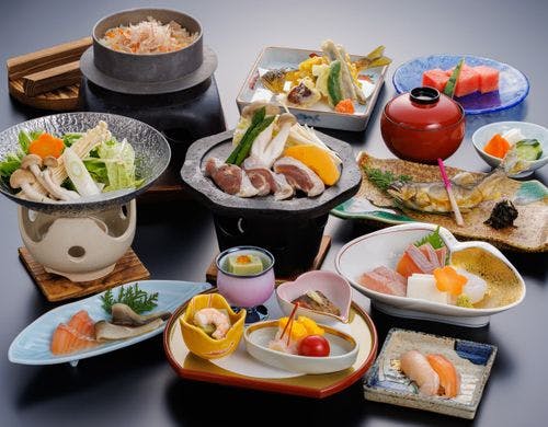 せせらぎ会席イメージ（夏）