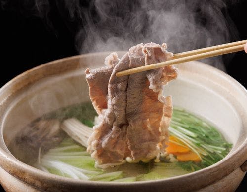 しゃぶしゃぶ食べ放題、お肉と野菜で大満足