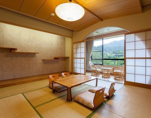 清流眺望の和室の一例