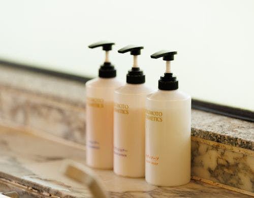 温泉浴場にはミキモトシャンプーリンス