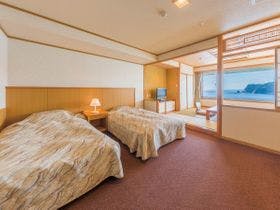 鴨川ホテル三日月