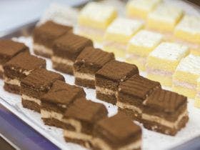 鴨川ホテル三日月