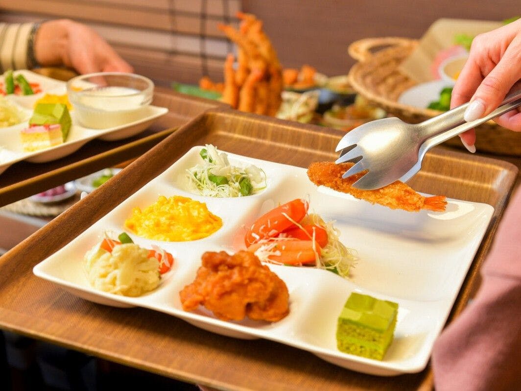 บริการอาหารเช้า (มีค่าใช้จ่าย)