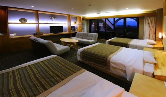 Kamar Triple 【Bebas Rokok】