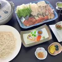 요세나베 가이세키 (이미지는 예시입니다)