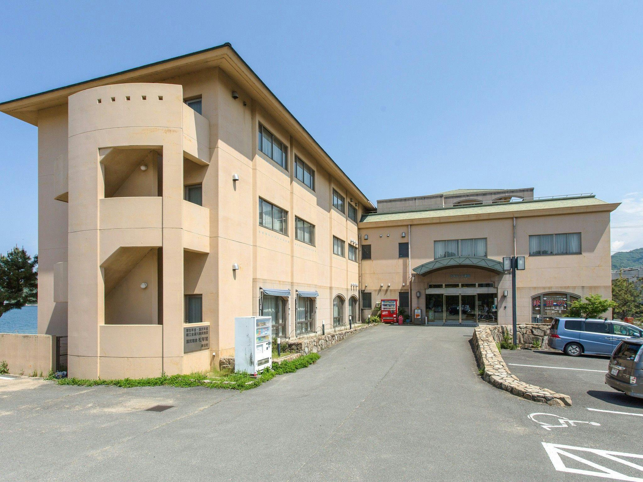 ■ ภายนอก