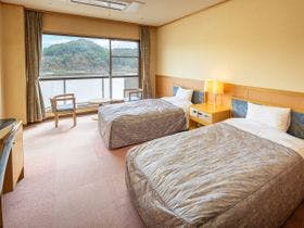 武雄温泉　森のリゾートホテル