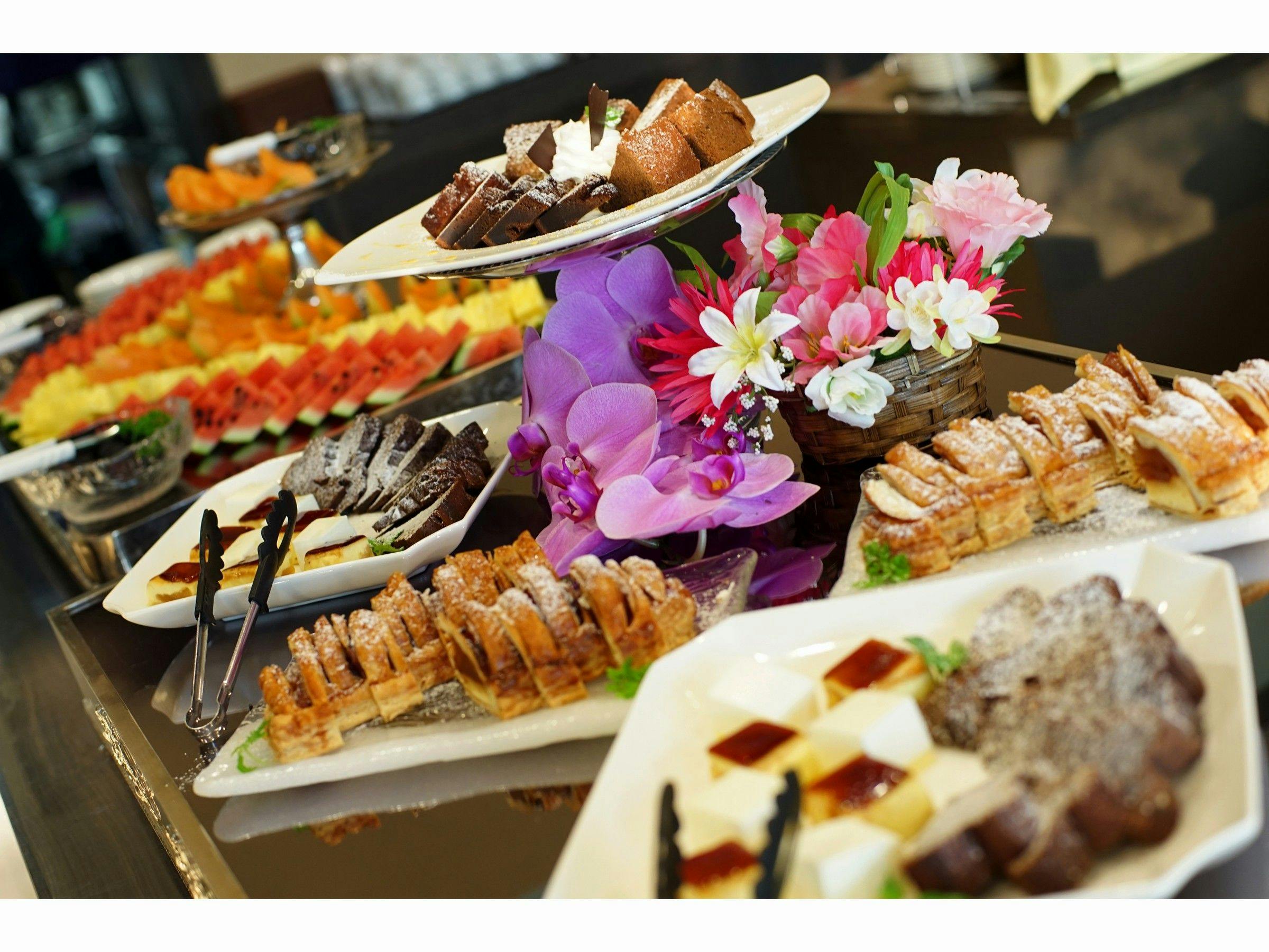 ตัวอย่างบุฟเฟ่ต์อาหารค่ำ