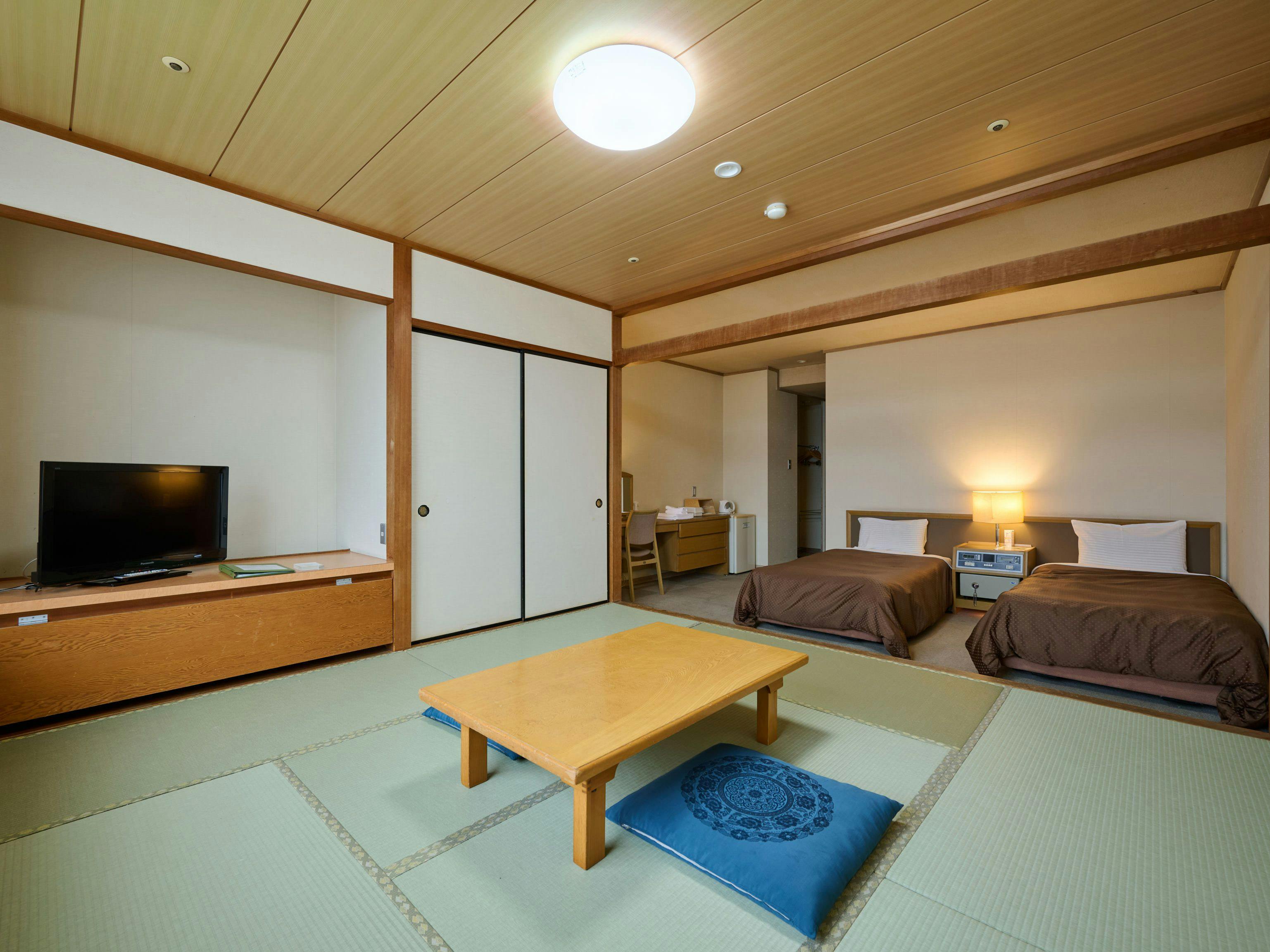 【Bebas Rokok】Kamar Gaya Jepang dan Barat A