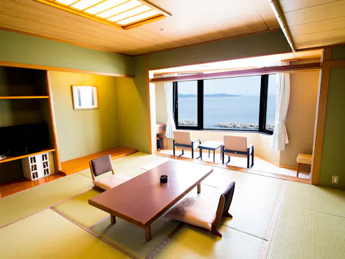ห้องพักสไตล์ญี่ปุ่นขนาด 12.5 เสื่อทาทามิพร้อมวิวทะเล