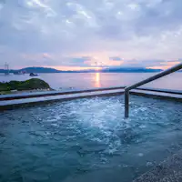 บ่อน้ำพุร้อนกลางแจ้ง