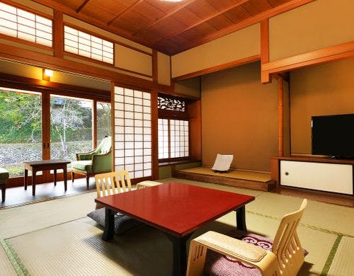 本館和室 半露天風呂付き A 11号室