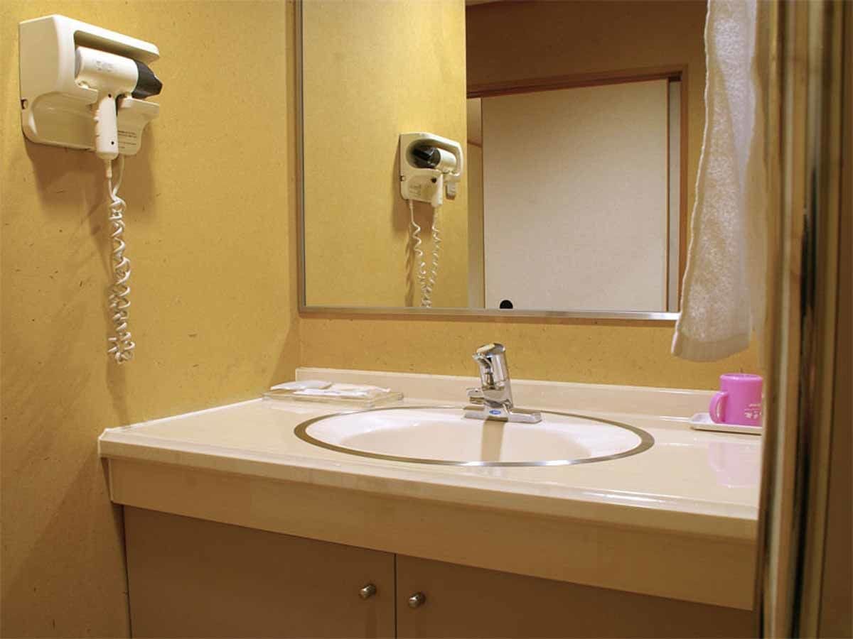 ห้องล้างหน้า