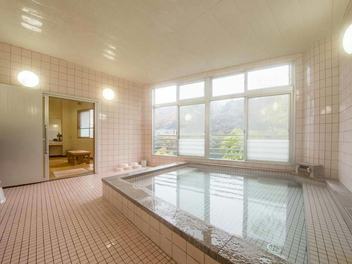 Hakuchi Onsen Konishi Ryokan