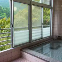 ห้องอาบน้ำหญิง