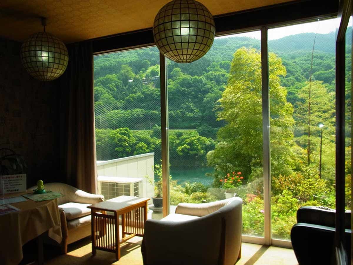 Hakuchi Onsen Konishi Ryokan