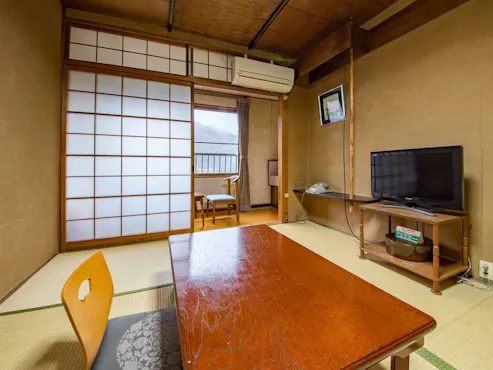 ตัวอย่างห้องแบบญี่ปุ่น 6 เสื่อทาทามิ