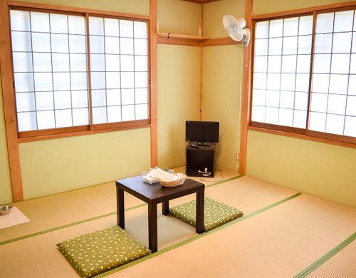 ・8畳和室