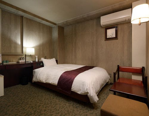 デラックスシングル（15平米）