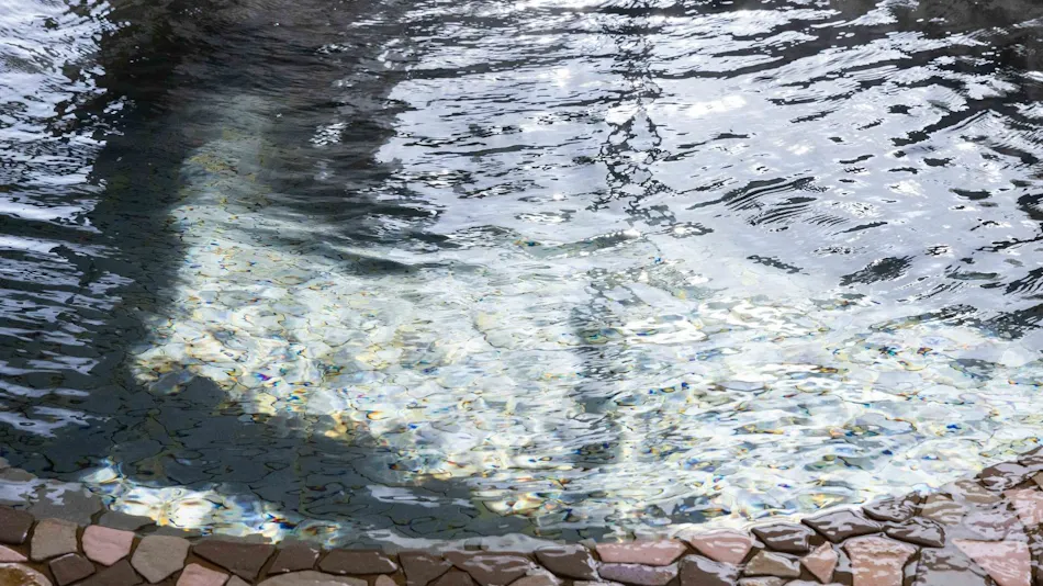 Ryugu no Tsukai Inn with Private Hot Spring Source