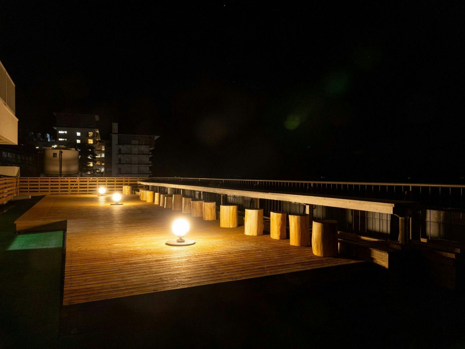 Ryugu no Tsukai Inn with Private Hot Spring Source