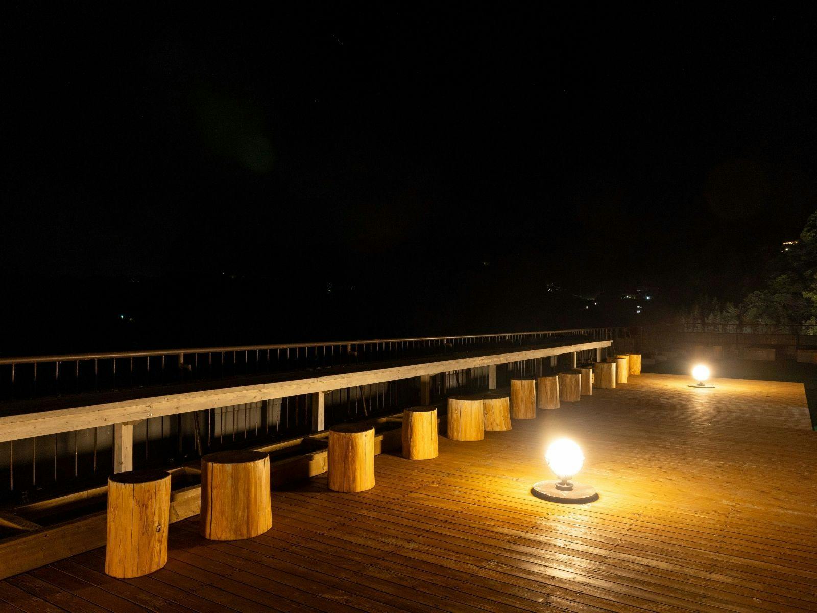 Ryugu no Tsukai Inn with Private Hot Spring Source
