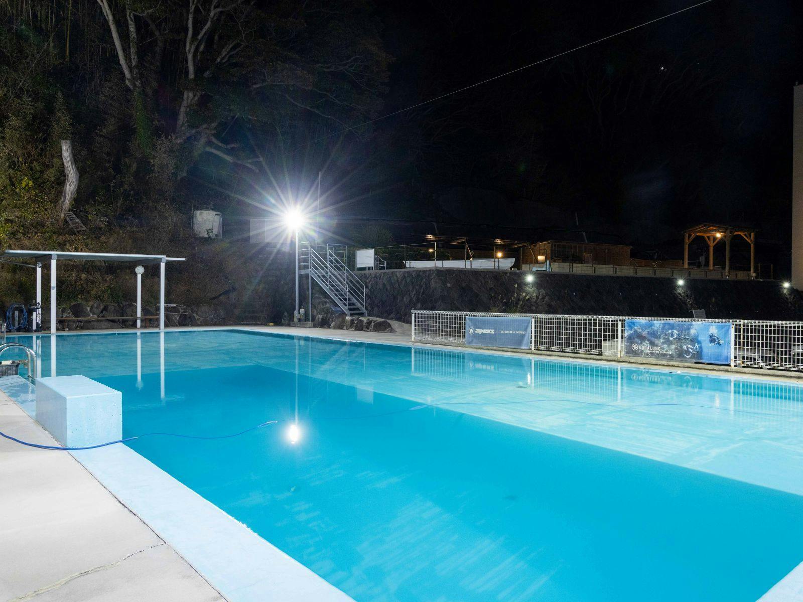 Ryugu no Tsukai Inn with Private Hot Spring Source