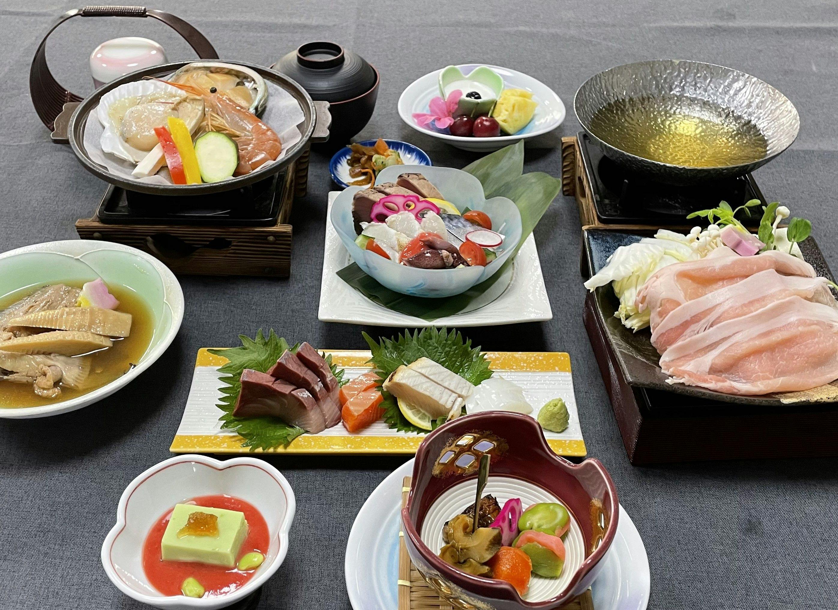 Hamasaka Onsen Uotoya